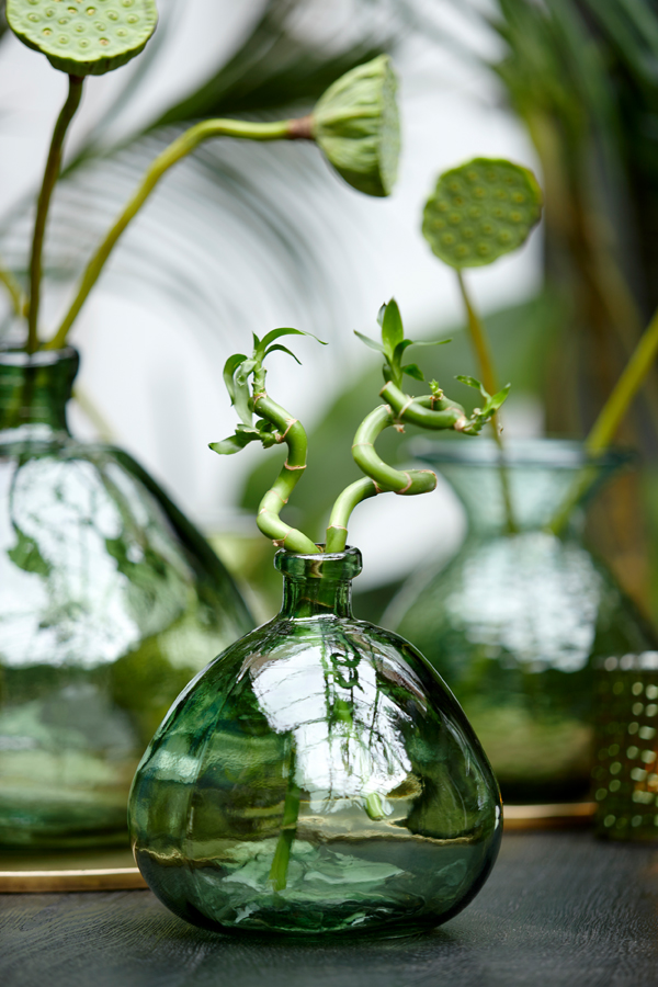 green-glass-vase-decorative-object