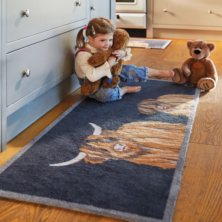 Hug Rug Runner Collection