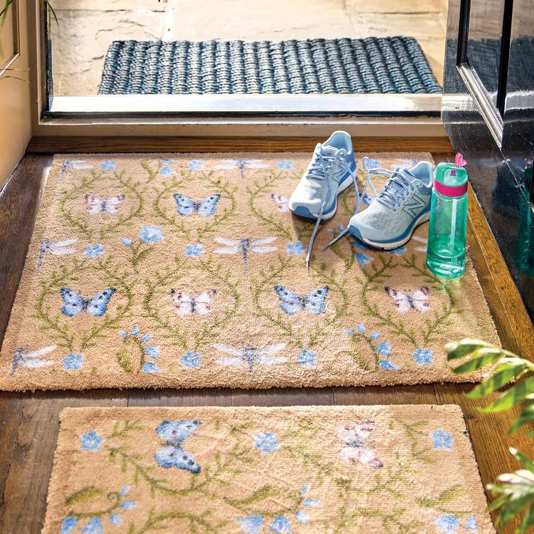 Hug Rug Runner Collection